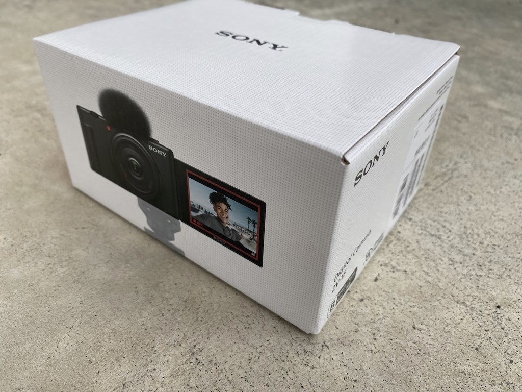 価格.com - 『外箱』SONY VLOGCAM ZV-1F (B) [ブラック] プロスト27