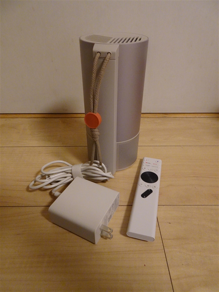 価格.com - 『同梱物は、プロジェクター、リモコンACアダプターの3点