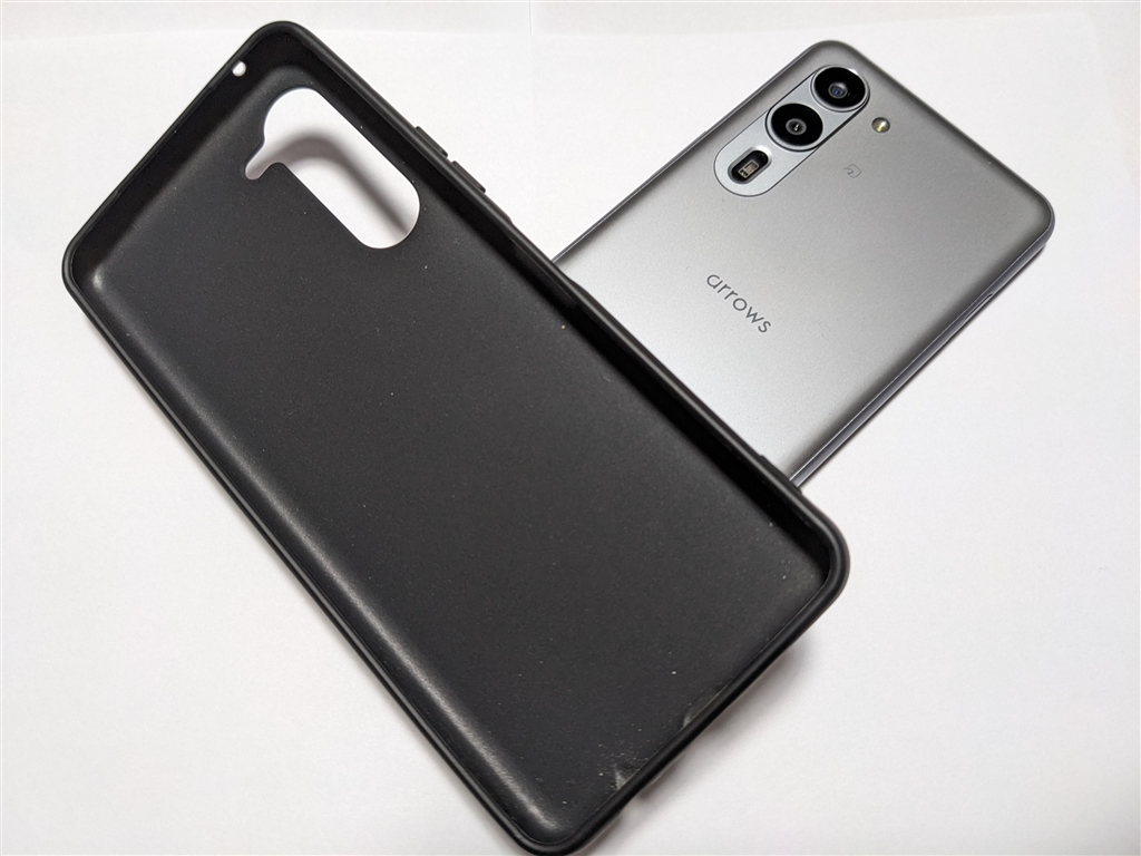 arrows We2 Plus M06 12/256 SIMフリー ケース2点 価格.com - 『「FCNT arrows We2 Plus M06」と購入したケース（2