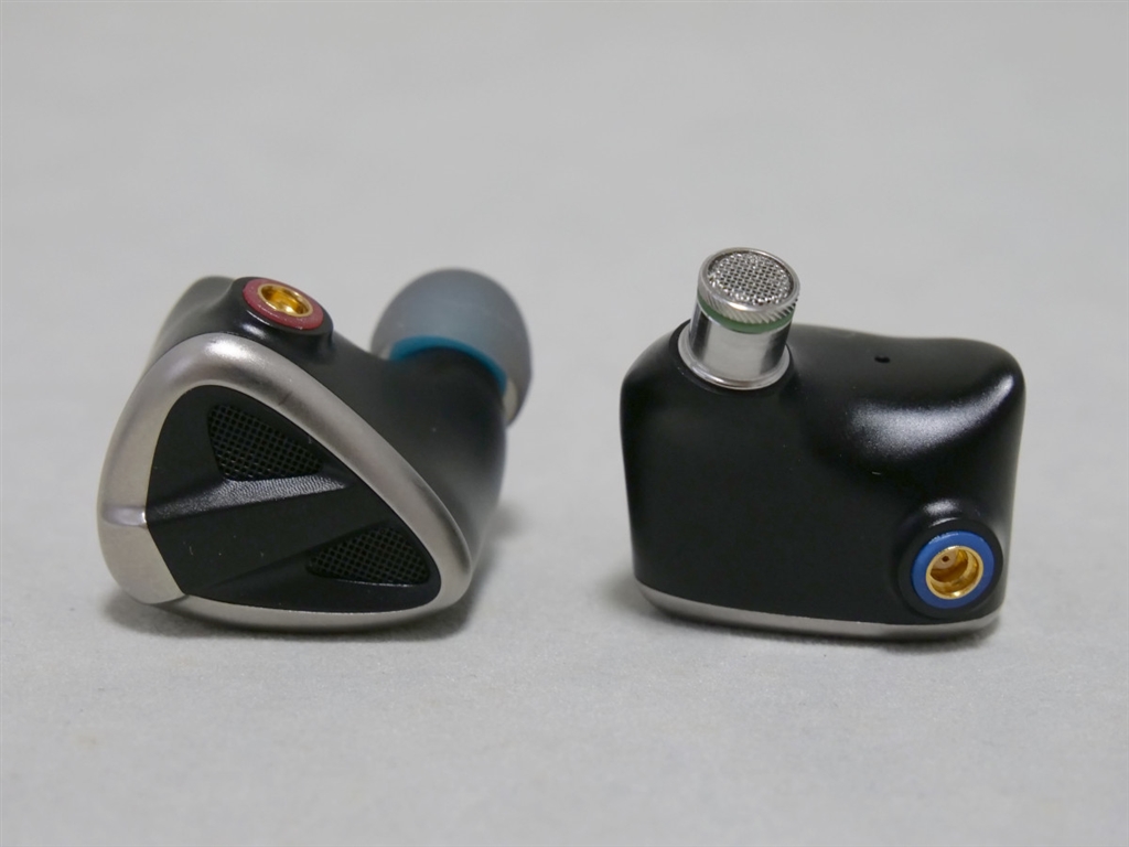 価格.com - 『デザインと質感のご参考に。』FiiO FH19 FIO-IEM-FH19-B