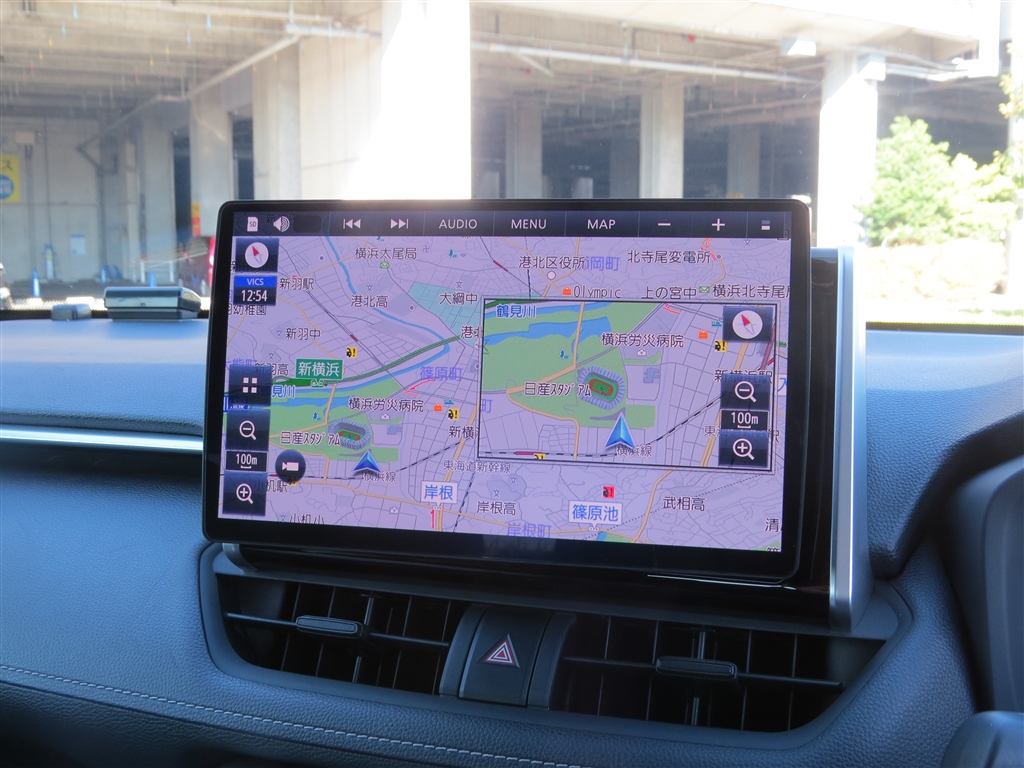 価格.com - 『2画面表示はサブ画面に拡大図が表示される方式