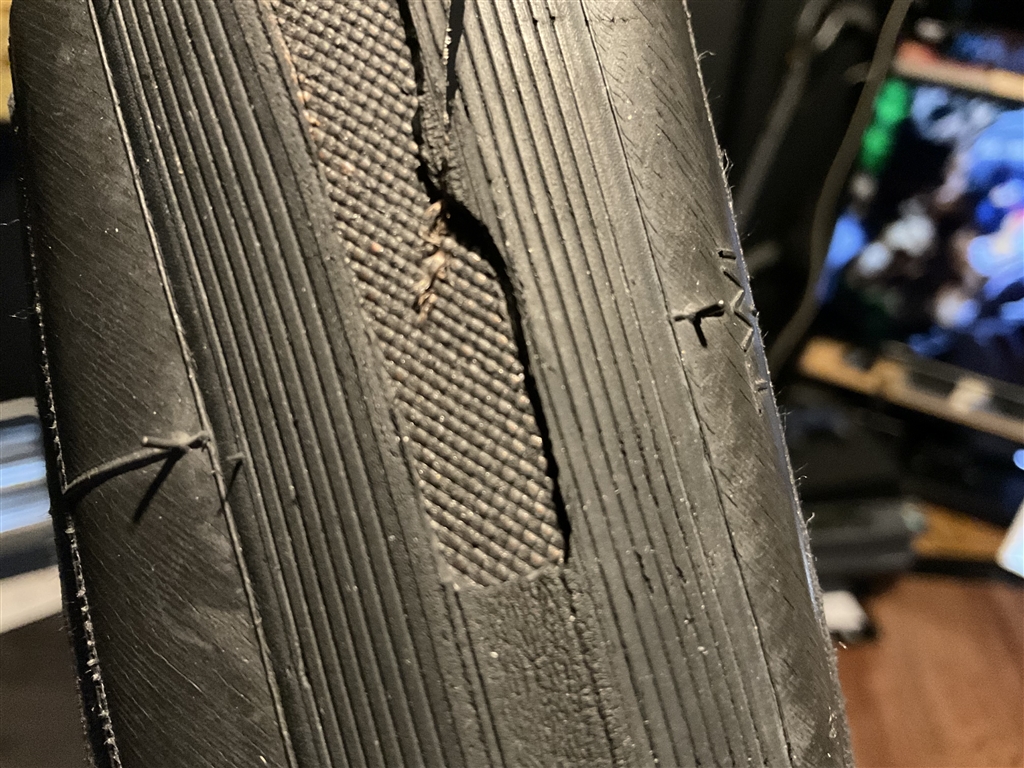 Vittoria Corsa N.EXT 700x26c タイヤ（VITTORIA】噂のブラン