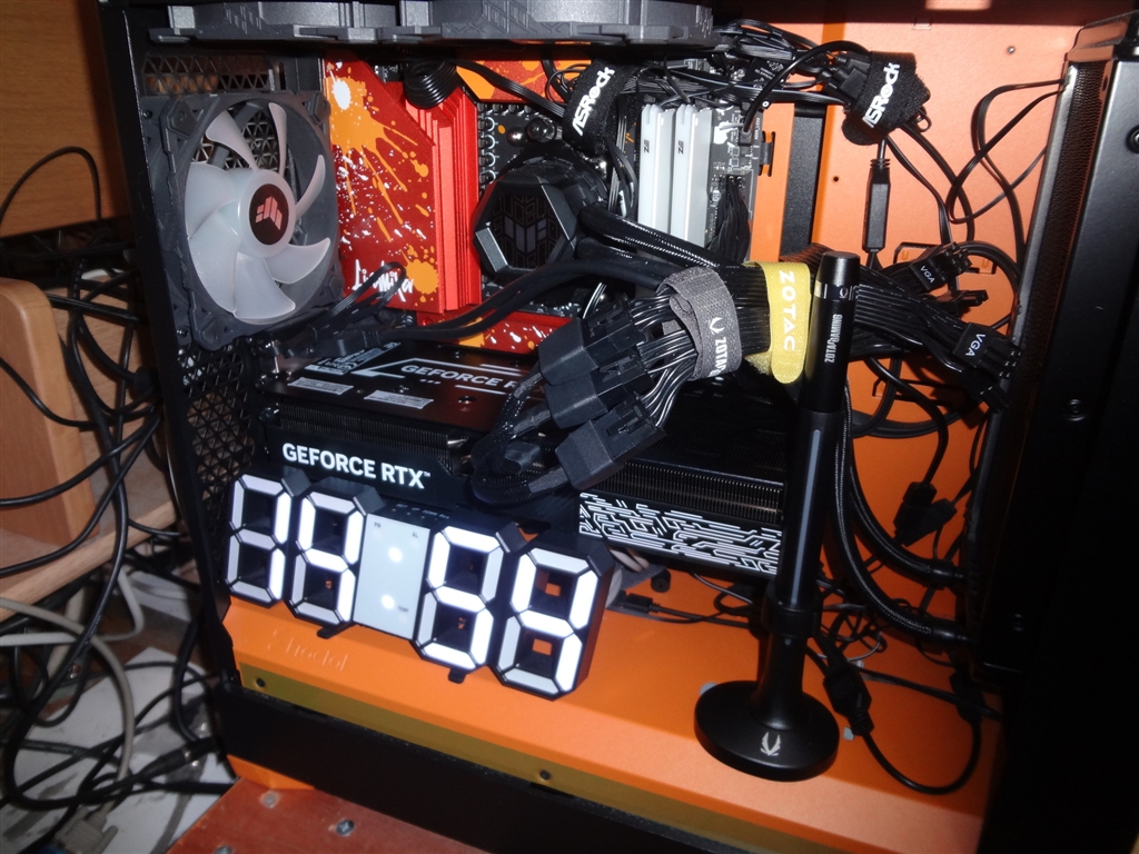 玄人志向 GALAKURO Geforce RTX5070Ti 16GB GG-RTX5070Ti-E16GB/OC/DF | GG-RTX5070Ti-E16GB/OC/DF | 玄人志向