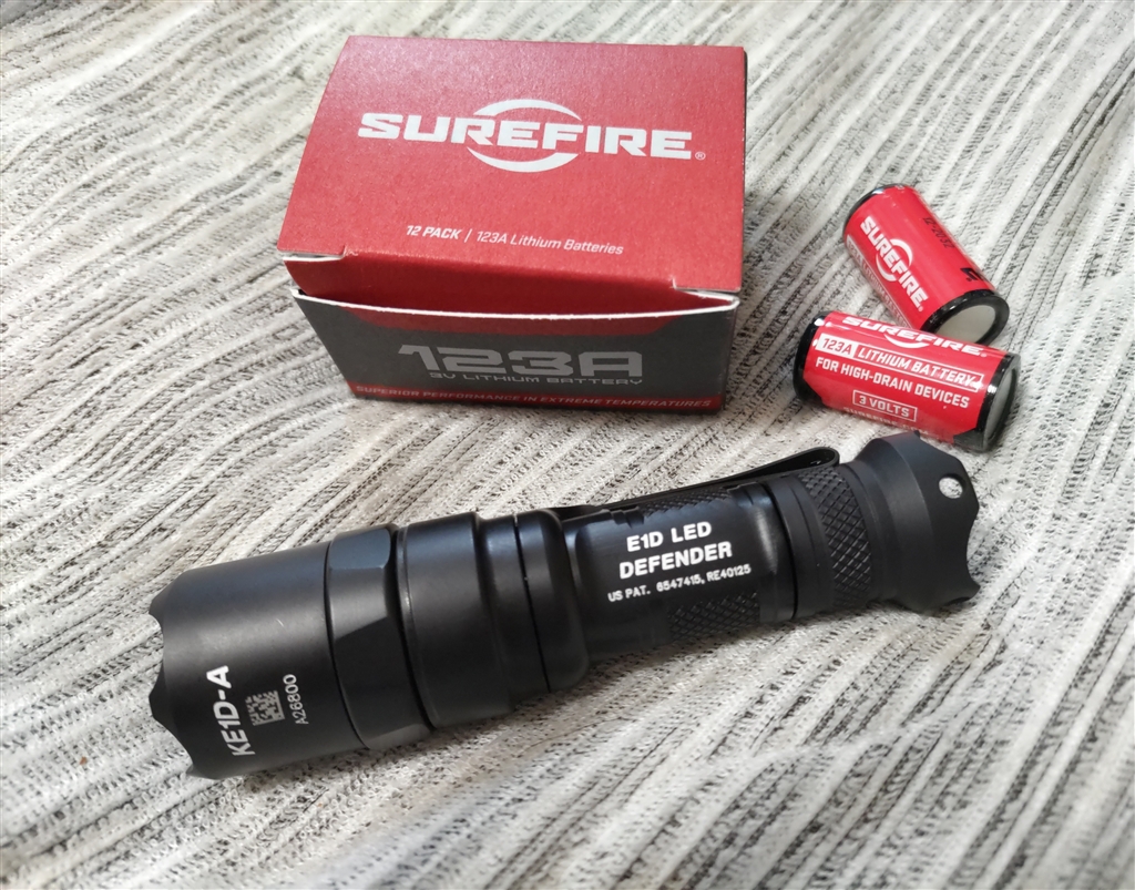 SUREFIRE E1D LED DEFENDER 懐中電灯 【公式通販】