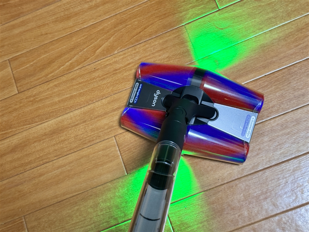 価格.com - 『緑色のLEDでゴミを照らす仕組み。』ダイソン Dyson