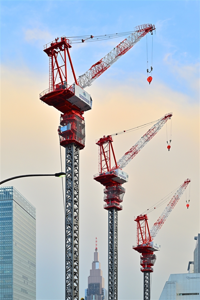 価格.com - 『再開発中の新宿。解像力が優れているので躊躇い