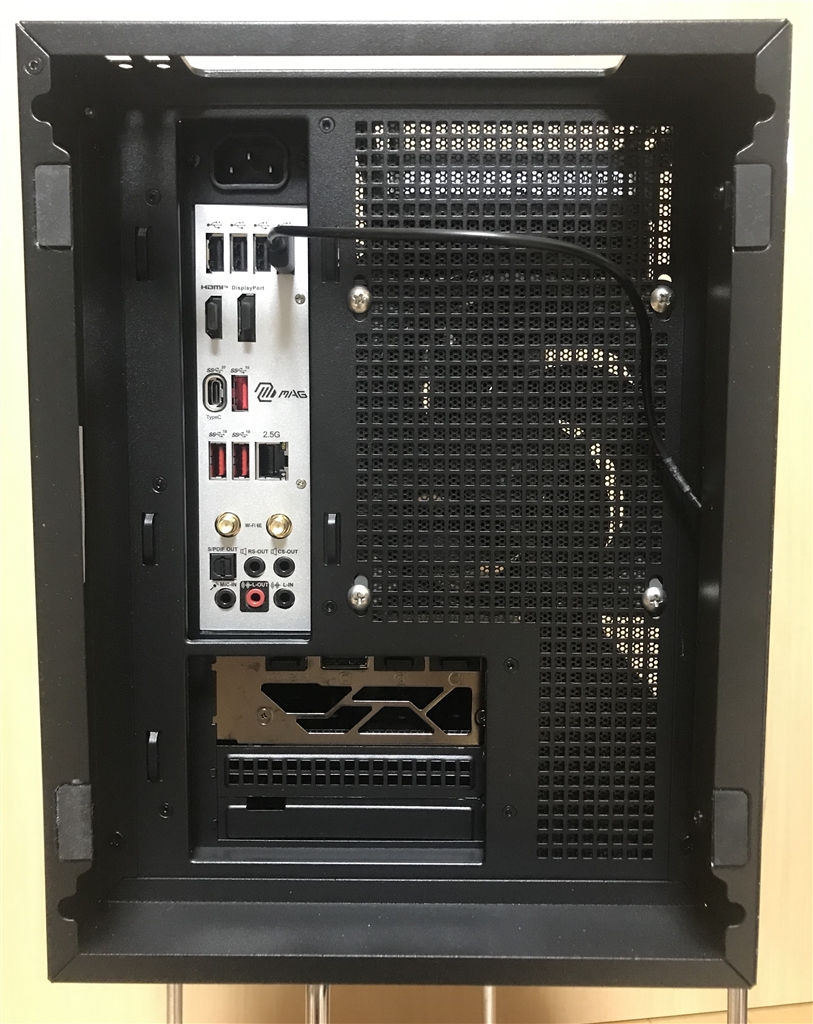 価格.com - 『底面』DEEPCOOL CH270 DIGITAL R-CH270-BKNDM0-G-1