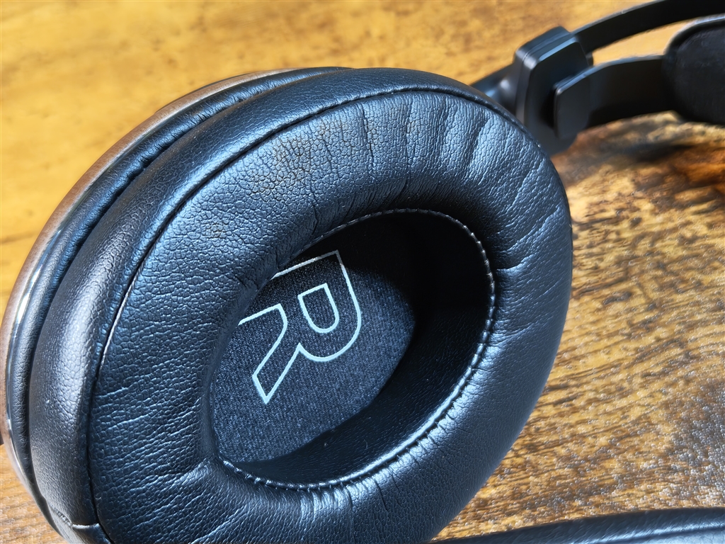 価格.com - 『厚手で柔らかい触感のイヤーパッド』Kiwi Ears Atheia