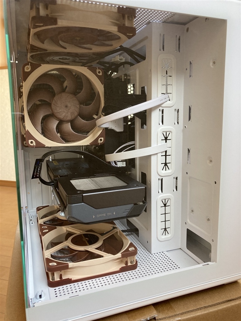 価格.com - 『フロント側』Okinos Mirage 4 ARGB White [ホワイト] ちゃんこ鍋2さんのレビュー・評価投稿画像 ...