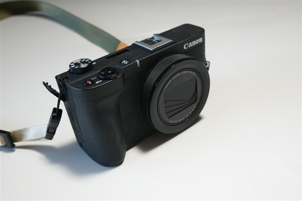 価格.com - 『本体正面。ストラップはノーブランド市販品。』CANON