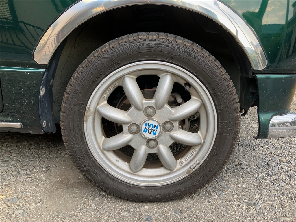 フォレスター SG系 グッドイヤー Vector 4s Hybrid 215/55R17 オールシーズンタイヤ SCHNEIDER StaG 7.0J 5穴 5/100 17インチ フォレスター SG系 グッドイヤー vevtor 4s 215⁄55R17 オールシーズン