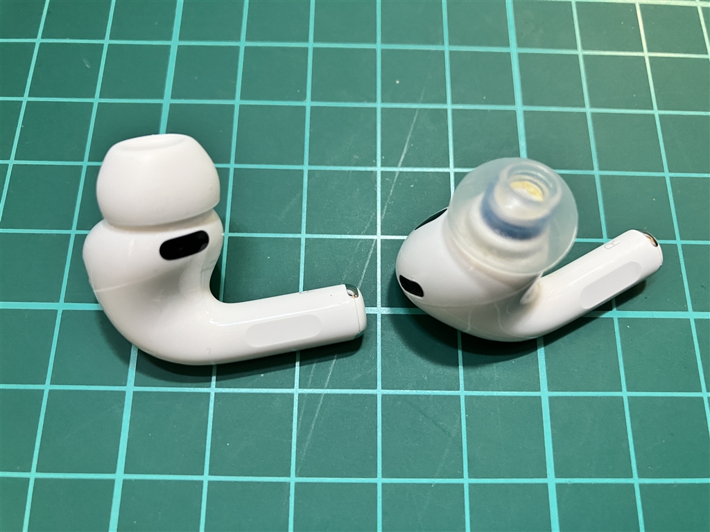 価格.com - 『左が当機、右が#2だがほぼ一緒かも.. 多少角度が違うかな