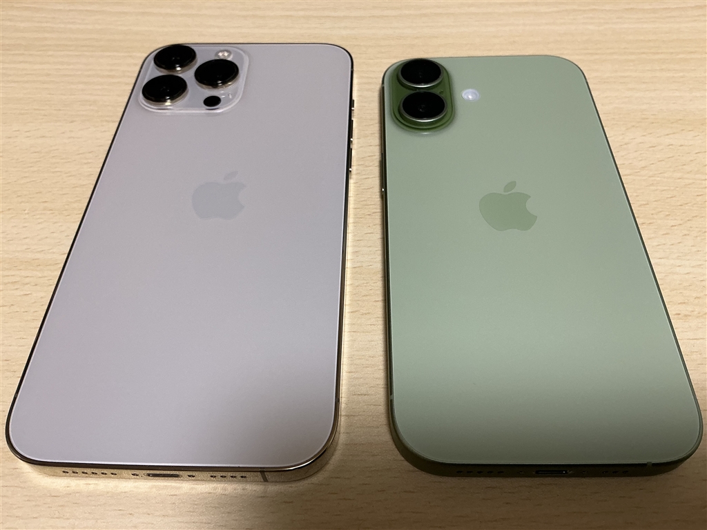 価格.com - 『ゴールド13PM、セージ17』Apple iPhone 17 512GB SIM