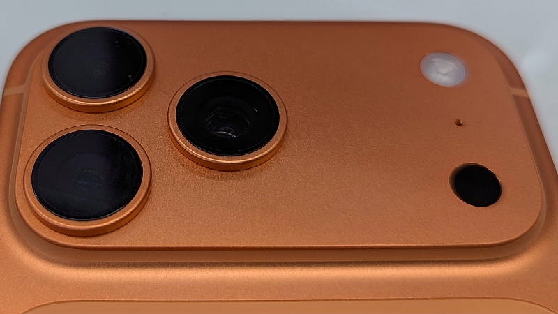 iPhone 17 Pro 256GB コズミックオレンジ SIMフリー iPhone 17 Pro Max 256GB コズミックオレンジを購入 - Apple（日本）