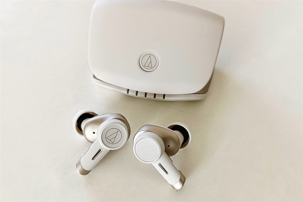 価格.com - 『ピュアな白と落ち着きのあるゴールドの組み合わせ