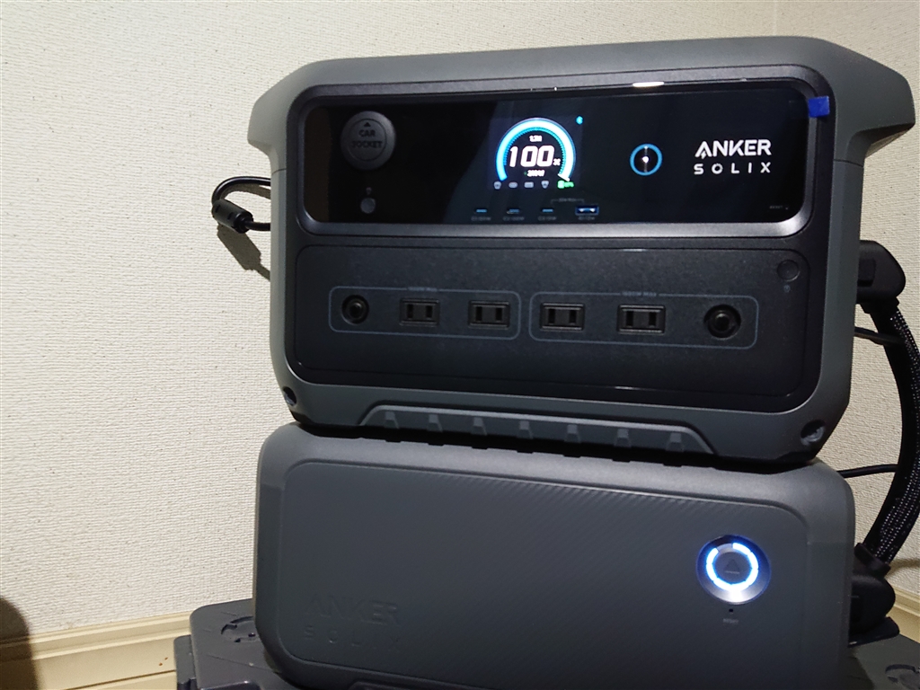 価格.com - 『拡張バッテリーBP2000と接続した状態』ANKER Solix C2000