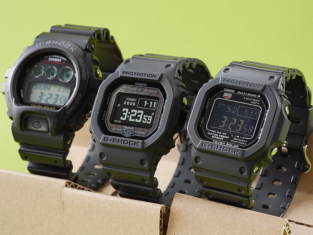 価格.com - 『手前からGW-M5610U-1BJF(反転LCD)、GW-BX5600-1A1JF(反転