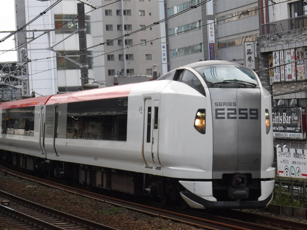 価格.com - 富士フイルム FinePix XP80 [イエロー] 撮り鉄/航空ファン