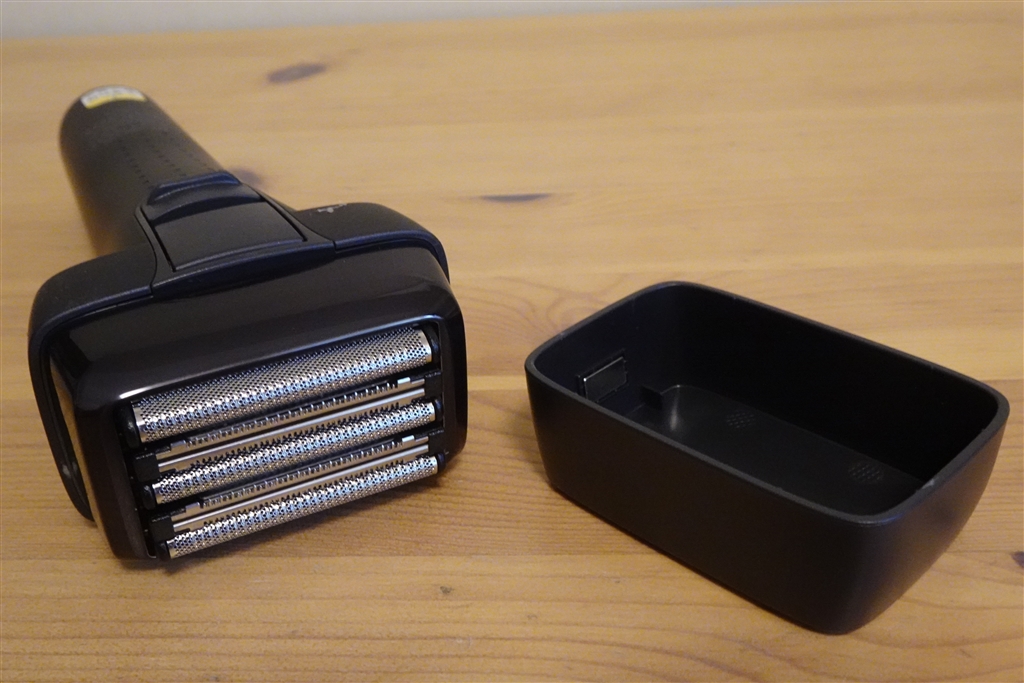 価格.com - 『キャップはマグネット式』マクセルイズミ V8 Series IZF