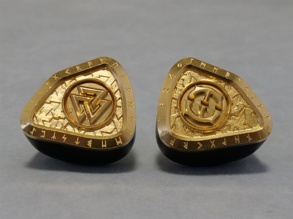 価格.com - 『デザインと質感のご参考に。』Empire Ears ODIN MKII EMP