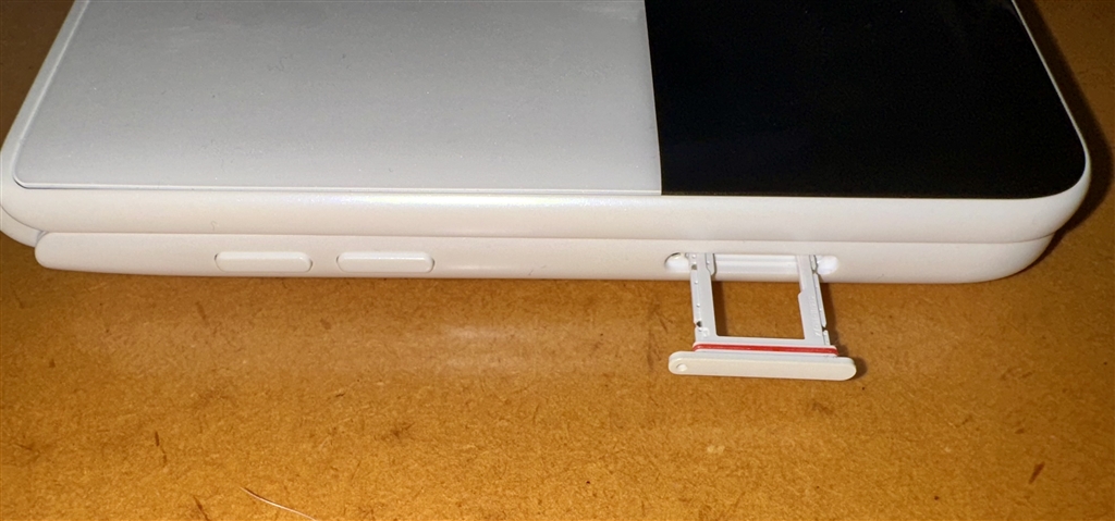 MIVE　ケースマ　ALT　AT-M140J　SIMフリー　パールホワイト 価格.com - 『SIMホルダー。デカSIMも入れることができる。』ALT MIVE