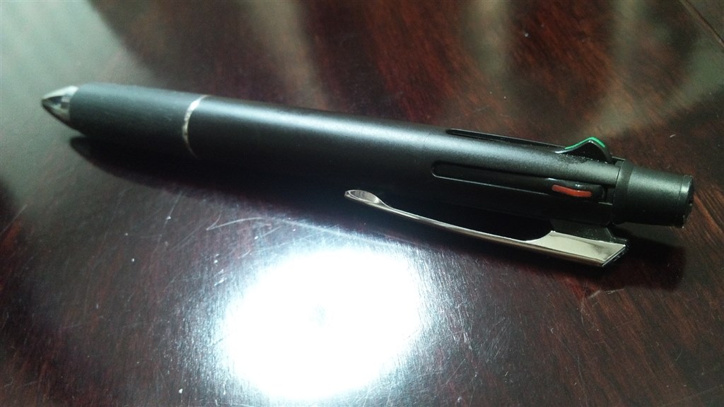 カッコいい 書きやすい 三菱鉛筆 ジェットストリーム 4 1多機能ペン 黒 赤 青 緑 シャープペンシル 0 5mm ブラック Msxe5 1000 05 Fのりさんのレビュー評価 評判 価格 Com