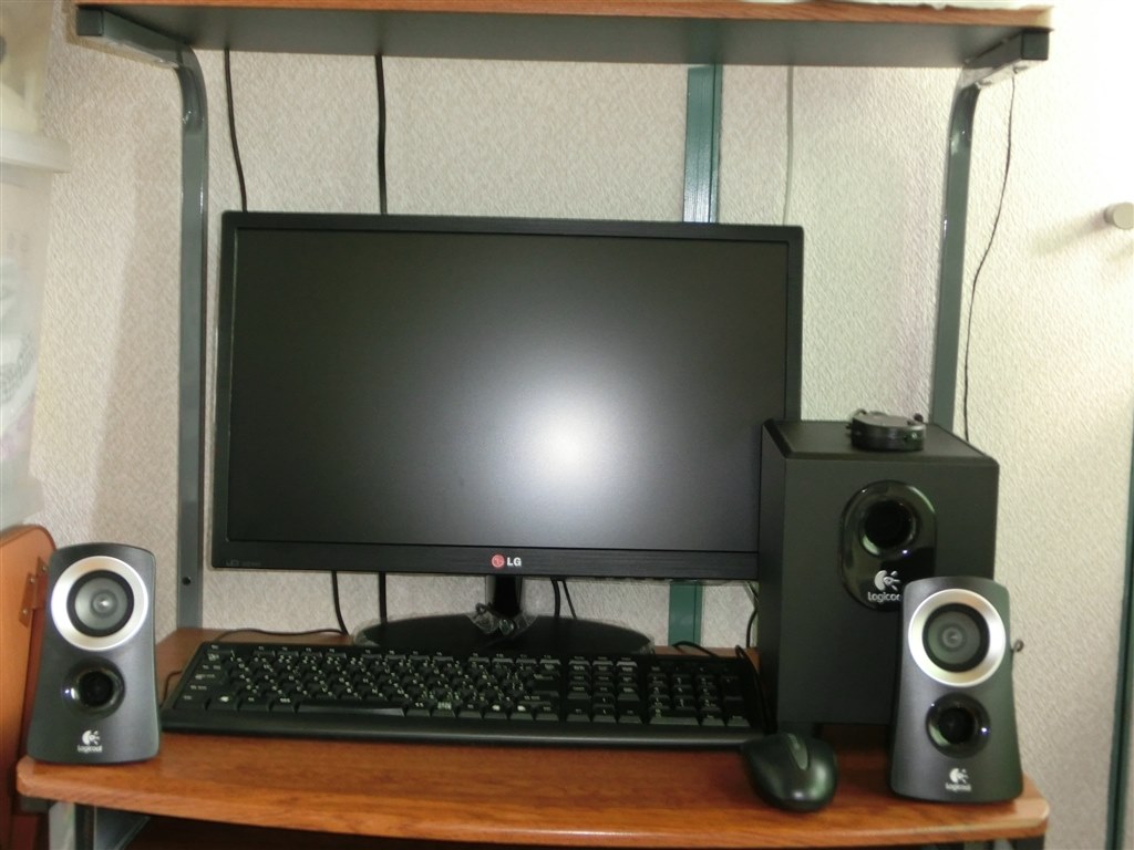 やっと重低音の効く満足するPCスピーカーに出会えました やっと重低音の効く満足するPCスピーカーに出会えました