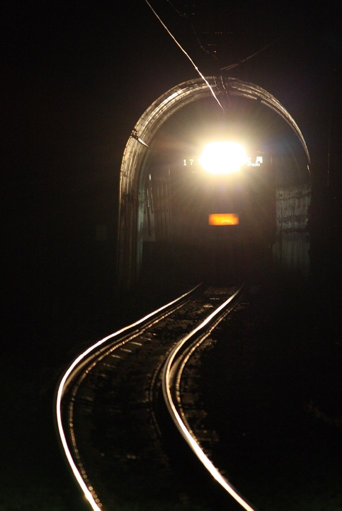 逆光に弱いのが大きな仇なレンズです。それが大変に残念でした