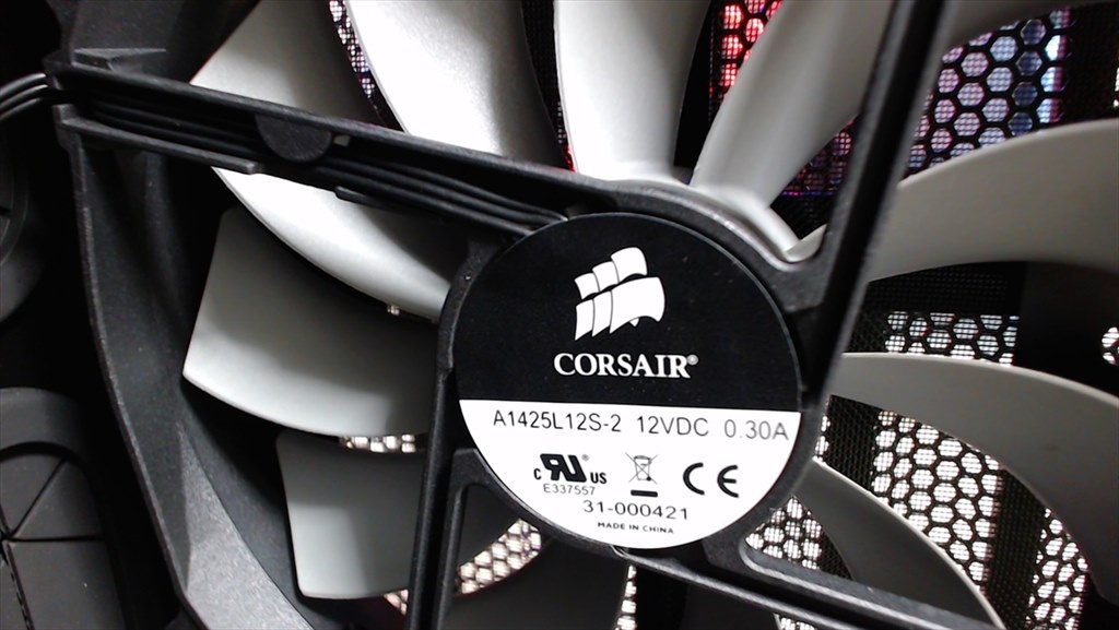 トレンドを先取りした究極のケース』 Corsair Carbide Air 540