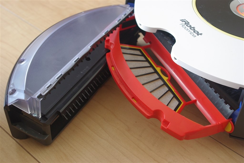 力づくでもガッツリゴミを取る実力は随一の入門モデル』 iRobot ルンバ