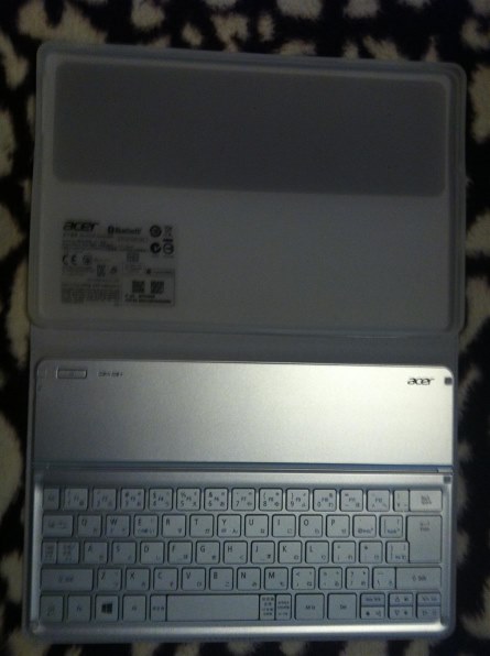 Acer Iconia W700-2 液晶タブレットPC（ジャンク品） 20121012161033_220_.jpg