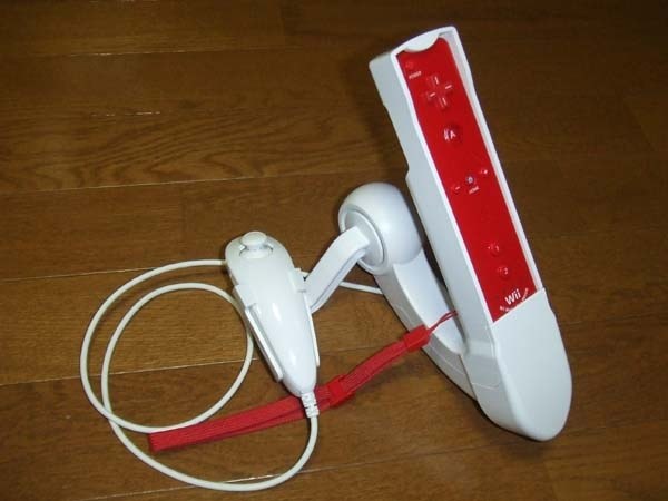 ｗｉｉリモコンを振る楽しさの最終形は 実はつりコンにあった バンダイナムコエンターテインメント ファミリーフィッシング さおコン同梱版 酒缶さんのレビュー評価 評判 価格 Com