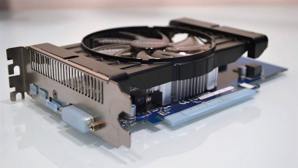 4画面出力には問題あり』 GIGABYTE GV-R777OC-1GD REV2.0/A [PCIExp