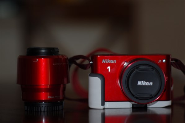ニコン Nikon 1 J1 ダブルズームキット [ホワイト] レビュー評価・評判