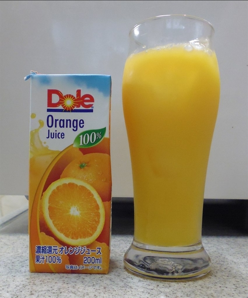 千葉県野田工場の美味しいオレンジジュース 雪印メグミルク Dole オレンジジュース100 0ml 18本 紙パック Kokonoe Hさんのレビュー評価 評判 価格 Com