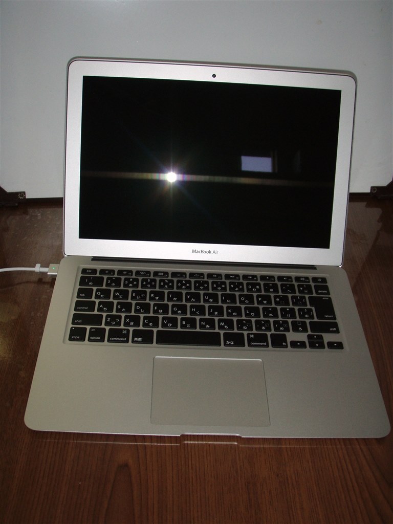 携帯性抜群 Macbook Air Apple Macbook Air 1300 13 3 Md761j A Enkuniさんのレビュー評価 評判 価格 Com