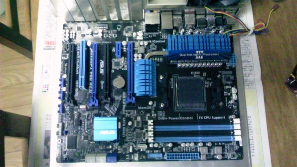 ASUS M5A99FX PRO R2.0 マザーボード Amazon.com: M5A99FX PRO R2.0 - Mainboard - ATX : Electronics