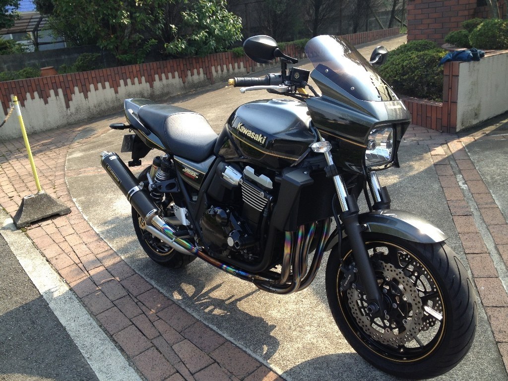 ZRX1200daeg ダエグVertia ワイドアッパーカウル dellmare.rs