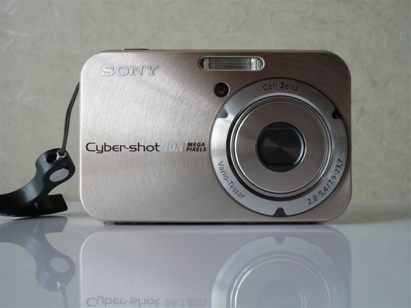 SONY Cyber-shot DSC-N2 コンパクトデジタルカメラ Sony Cyber-shot DSC-N2 10.1MP Digital Camera - Gold for sale