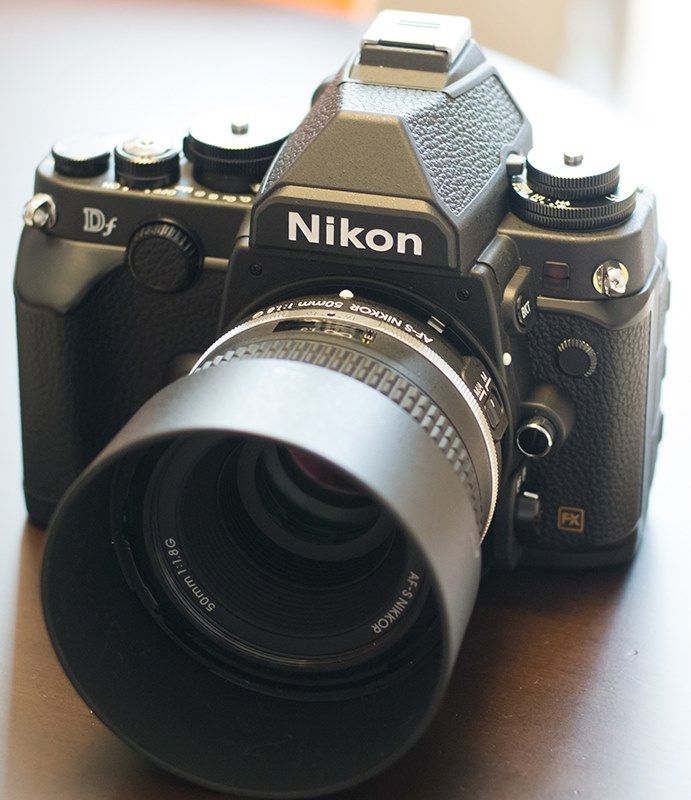 勝負している場所が異なるカメラ』 ニコン Df ボディ [ブラック