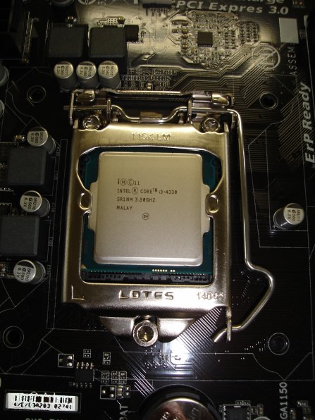 インテル Core i3 4330 BOX 価格比較 - 価格.com