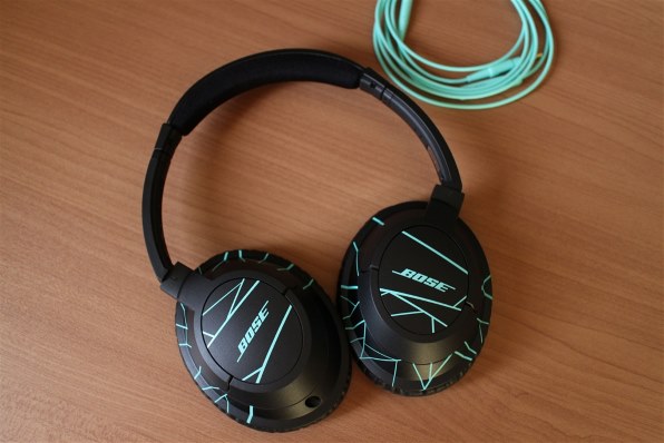 Bose SoundTrue around-ear headphones [ブラック&ミント]投稿画像 