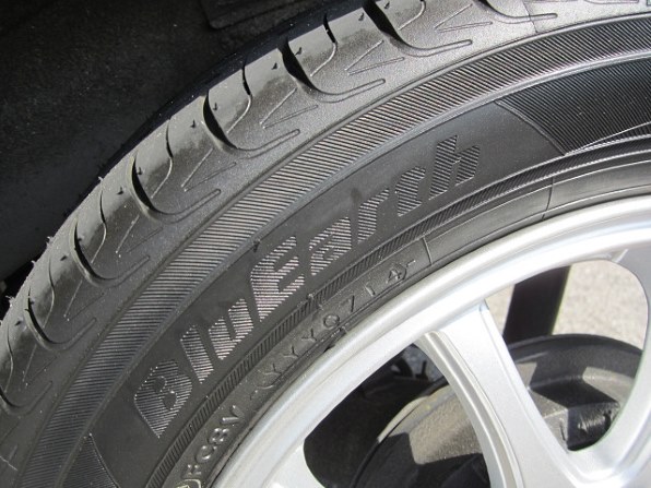 YOKOHAMA BluEarth AE-01 155/65R14 75S投稿画像・動画 - 価格.com