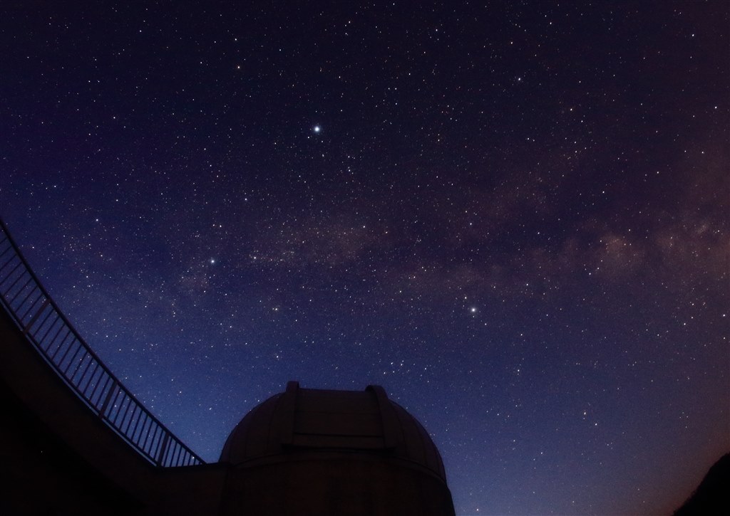 星景用に・・・』 シグマ 10mm F2.8 EX DC FISHEYE HSM (ｷﾔﾉﾝ用) 泥輪