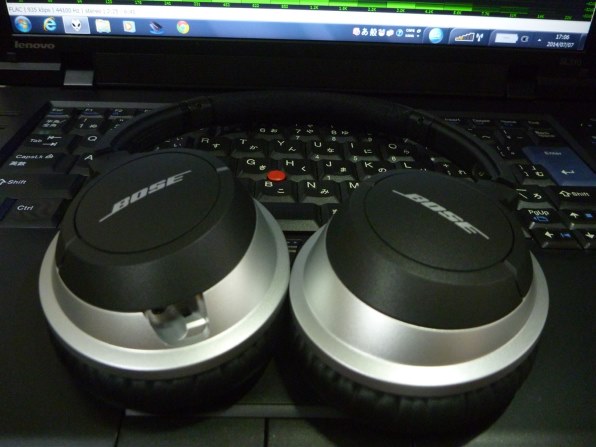 Bose AE2 audio headphones [ホワイト] 価格比較 - 価格.com