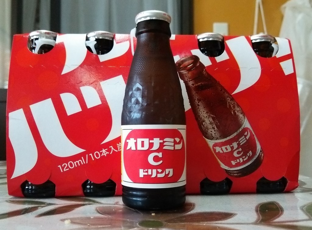 個人的に飲みにくいです もう少し何か違った味の方がいいかな 大塚製薬 オロナミンcドリンク 1ml 10本入 Kokonoe Hさんのレビュー評価 評判 価格 Com