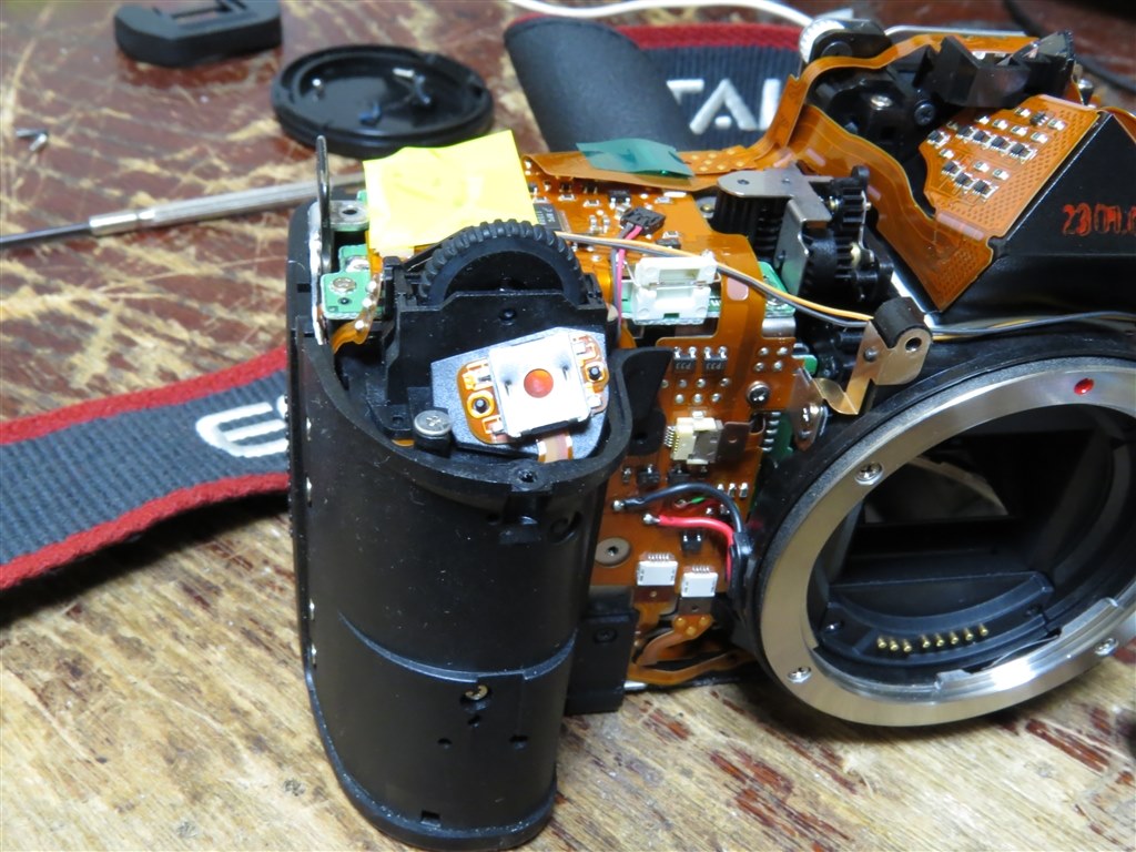 PCに優しい丁度よいカメラ』 CANON EOS 30D ボディ 哲也さんさんの PCに優しい丁度よいカメラ』 CANON EOS 30D ボディ 哲也さんさんの