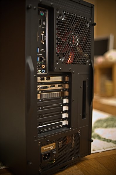 ★Fractal Design Define R4   PC中古ケース★ Amazon | Fractal Design ミドルタワーPCケース Define R4 Black