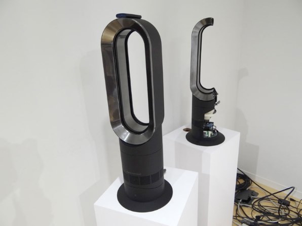 Dyson Hot+Coolファンヒーター AM09 アイアン/サテンブルー Dyson Hot + Cool AM09 ファンヒーター [アイアン/サテンブルー]