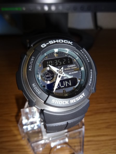 カシオ G-SHOCK Basic AW-591-2AJF 価格比較 - 価格.com